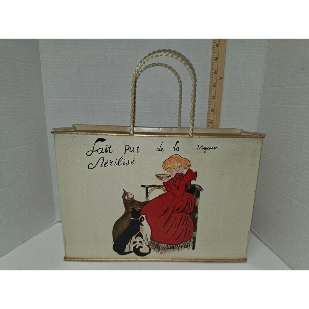 vintage French metal purse featuring the 